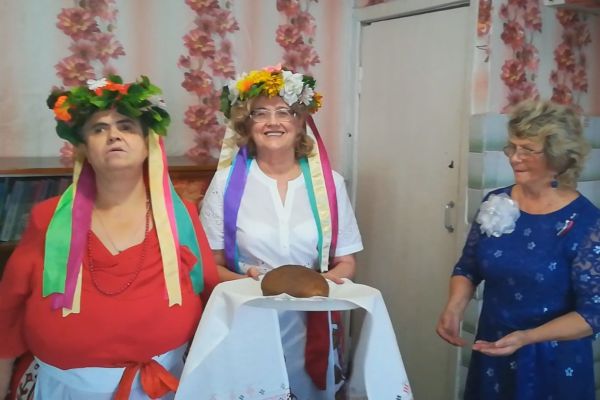 Бочарова Галина. Крутова Валентина и Карпенко Галина