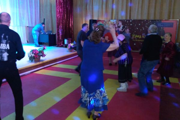 «Дискотека 50 » в рамках проекта «И раз и два и в танце »