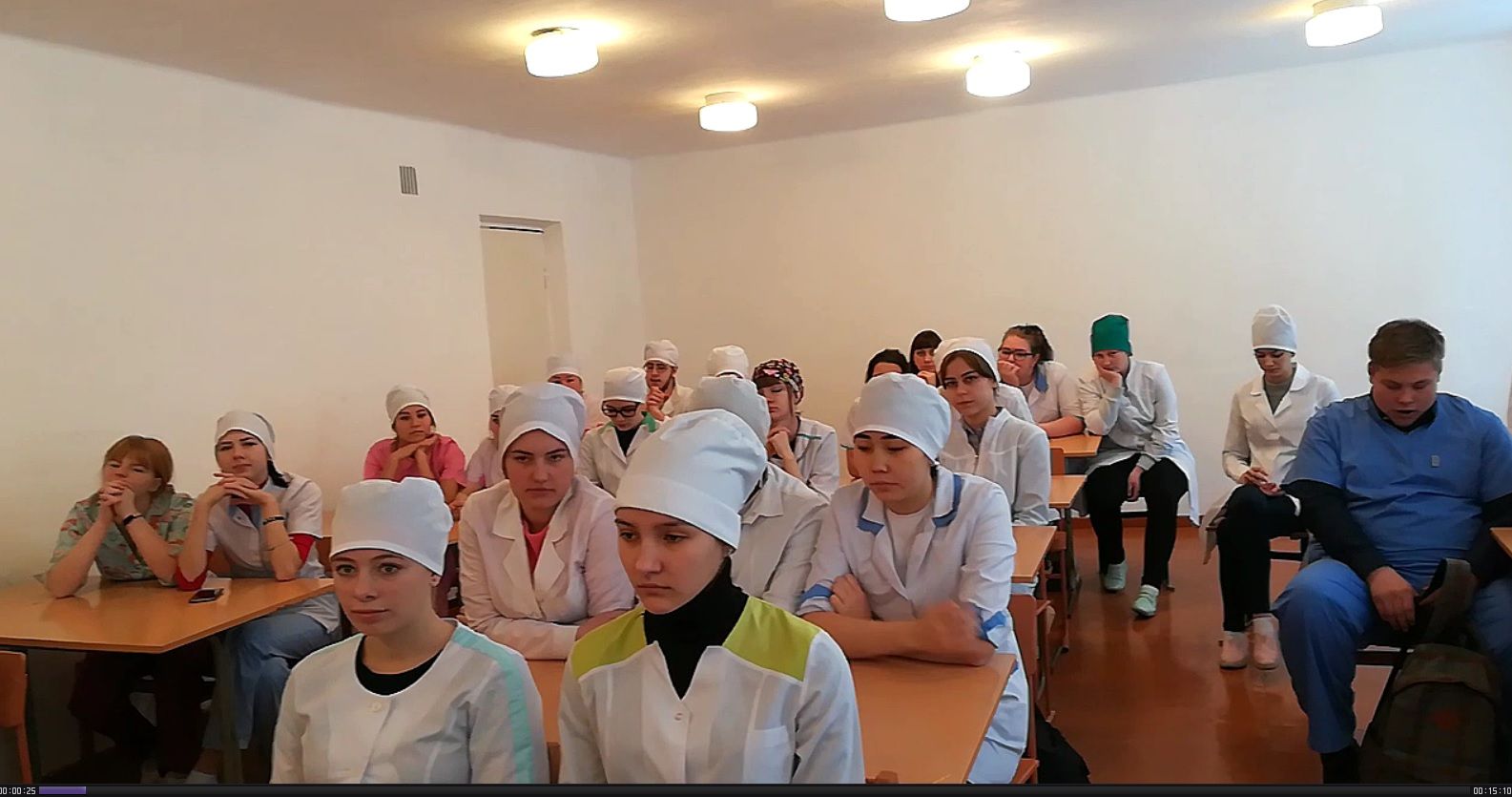 Студенты Анжеро-Судженского медицинского колледжа