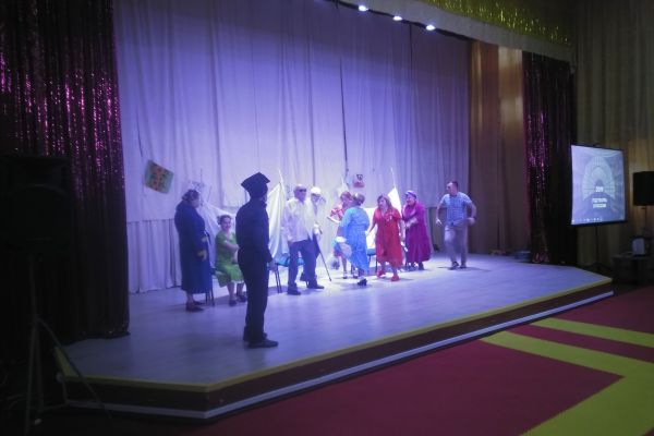 Театральная постановка  «Нервные люди»