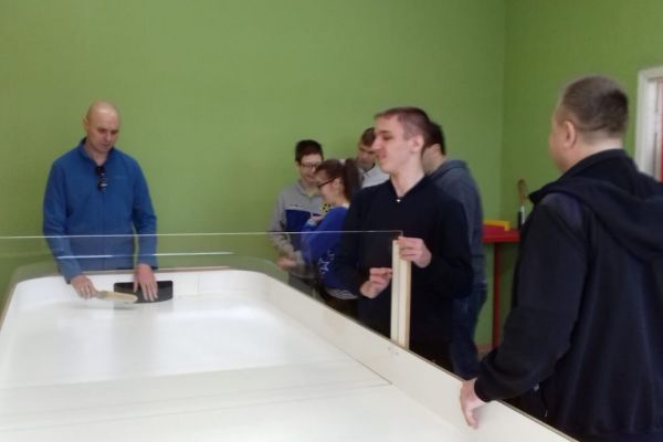 День открытых дверей для молодых людей с проблемным зрением