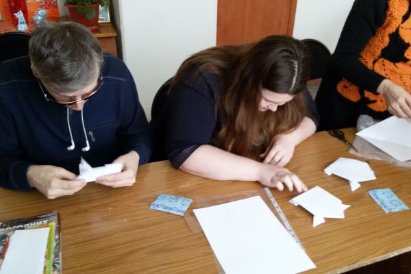 Взялись активно за работу...