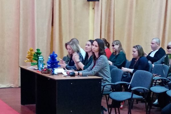 на фото жюри