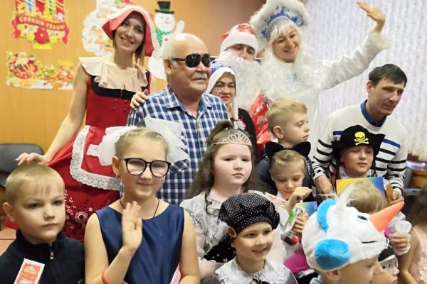 Новогодний утренник для детей 