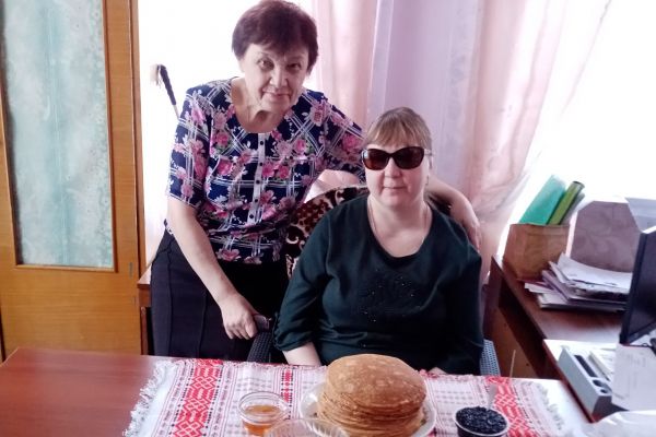 на фото - Полещук Л.И и Вялых В.А.