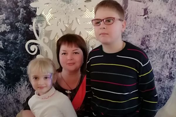 на фото семья Черепановых, г. Новокузнецк 