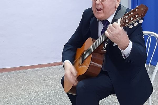 новогоднее выступление членов ВОС 