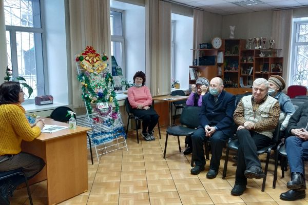 познавательно - развлекательный час «Рождество в литературе»