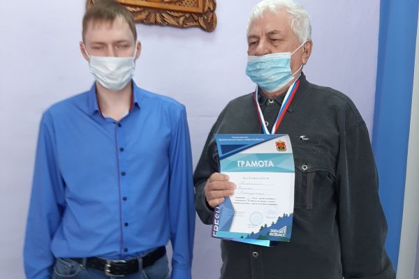 Мелюшкин 1 место по шашкам