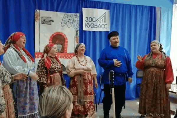 выступление фольклорного ансамбля Щедрыня