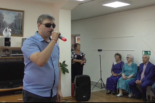 Владислав Леонтьев 