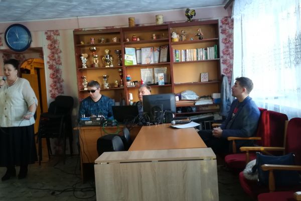 В. Леонтьев 