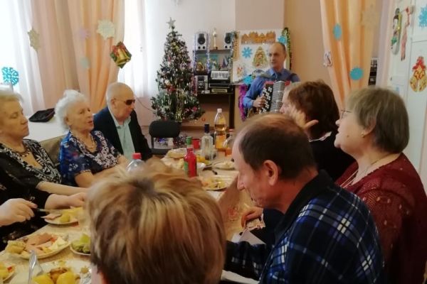 мероприятие к Новому году Раз, два, три-Ёлочка гори