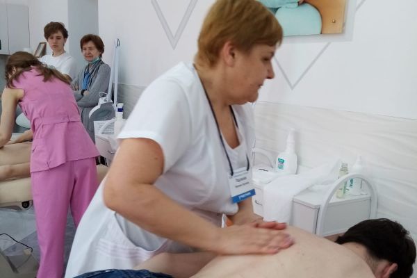 на фото Подлесная Вероника