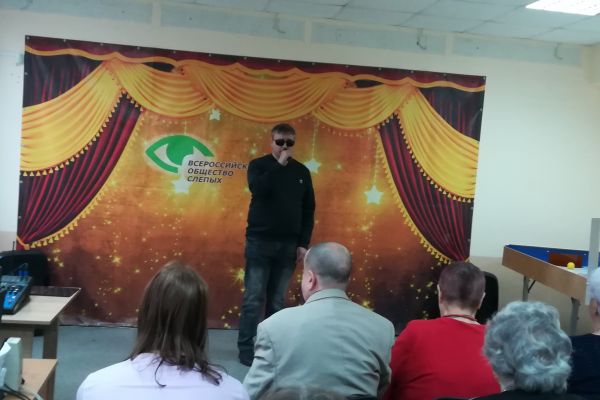 В. Леонтьев