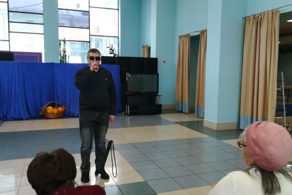 В. Леонтьев 