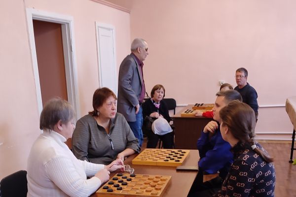 турнир по шашкам 