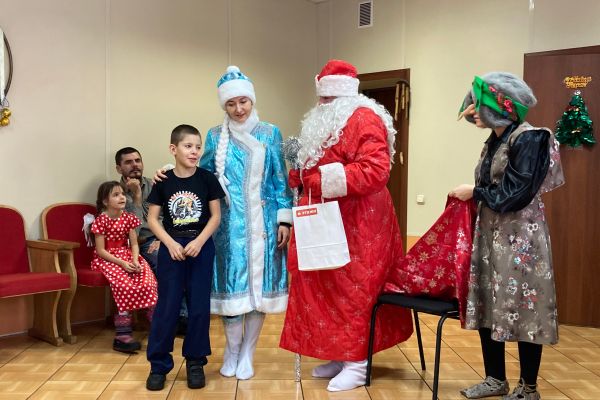новогодний праздник для детей 