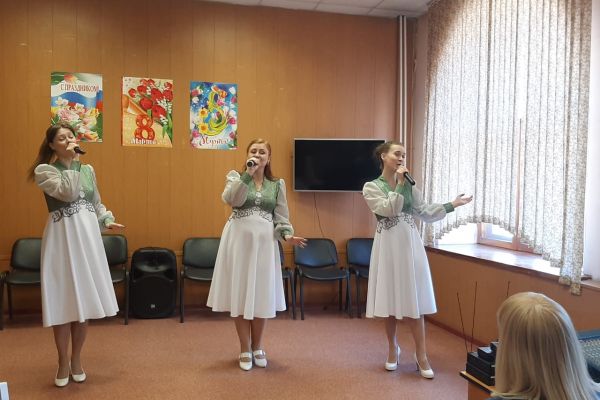 первое заседание клуба любителей театра