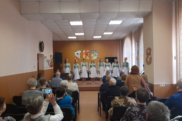 первое заседание клуба любителей театра 