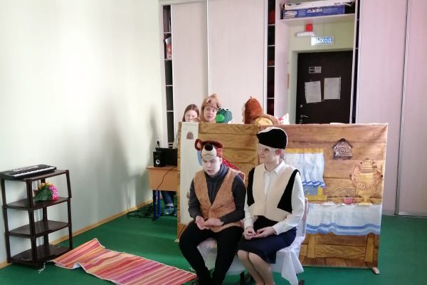 выступление Театральной студии «Светлячки» Новокузнецкой МО ВОС