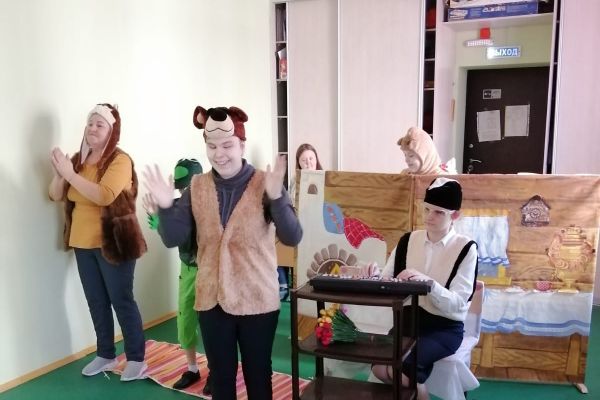выступление Театральной студии «Светлячки» Новокузнецкой МО ВОС