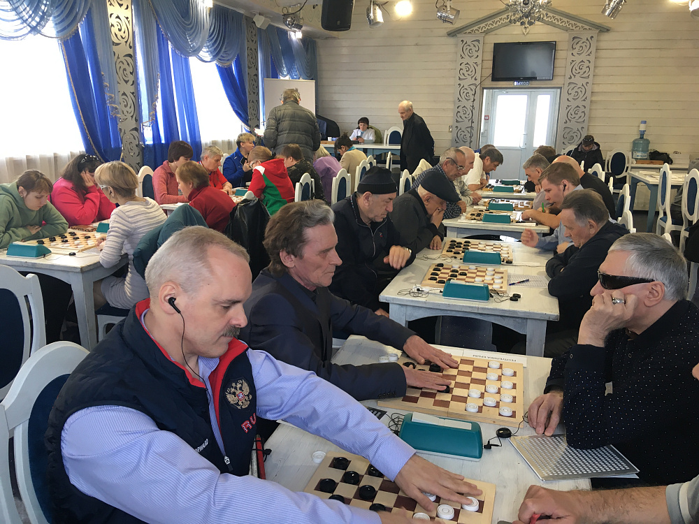 Чемпионат по спорту слепых (русские шашки)