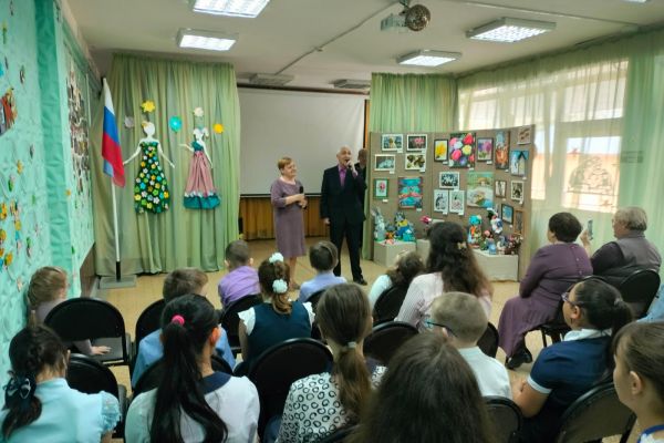 тематическая встреча «Связь поколений» ветеранов ВОС и школьников