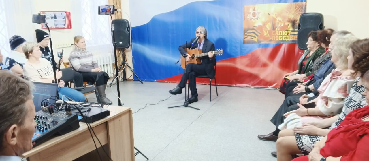 Хусаинов